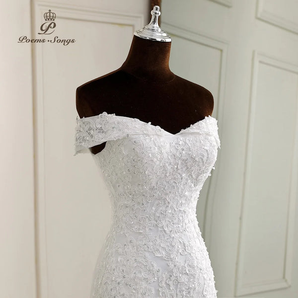 Elegant boat neck style  wedding dresses for women